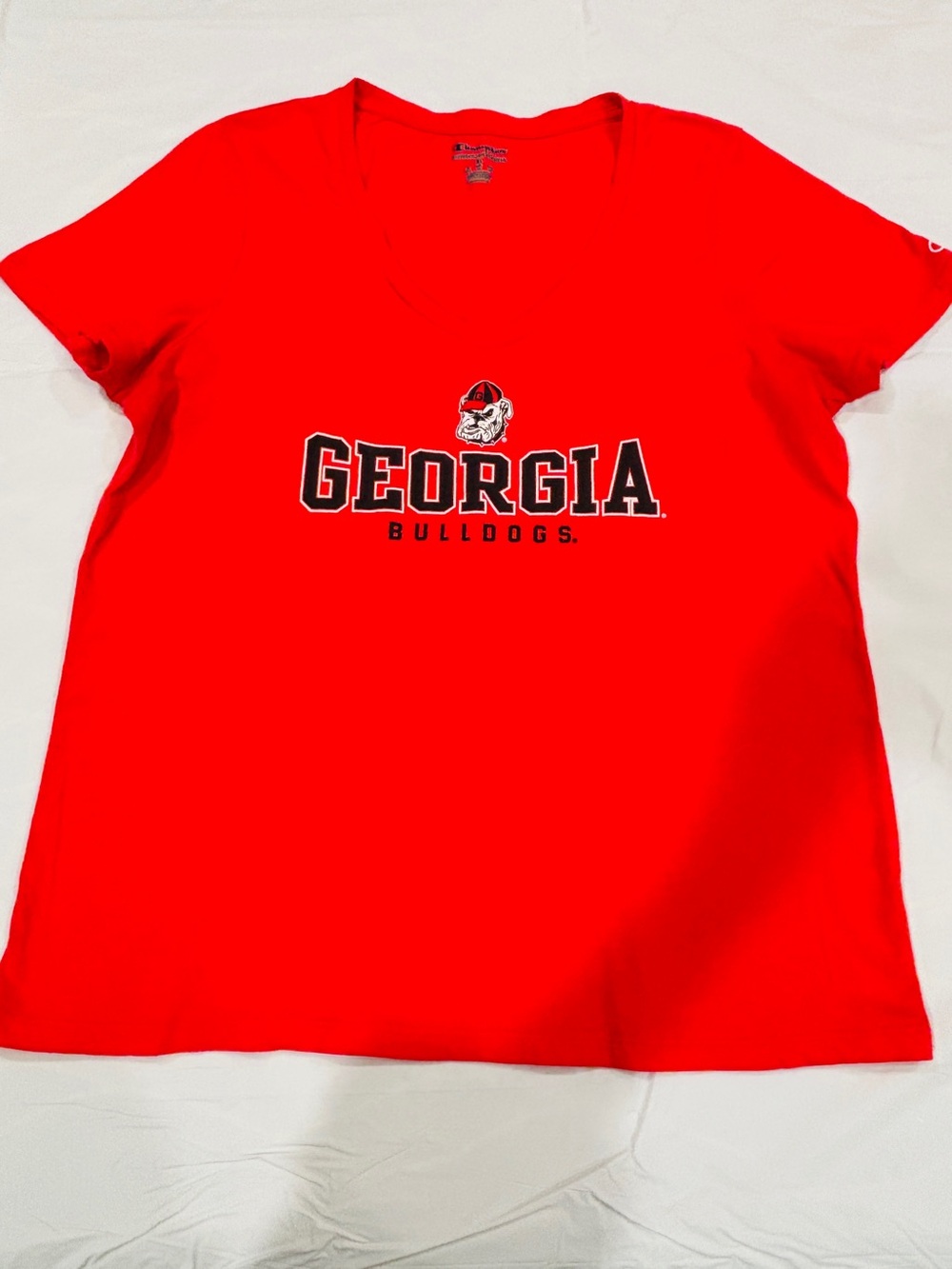 Champion Georgia Bulldogs Women's XL Red V-Neck T-Shirt NCAA UGA 100% Cotton